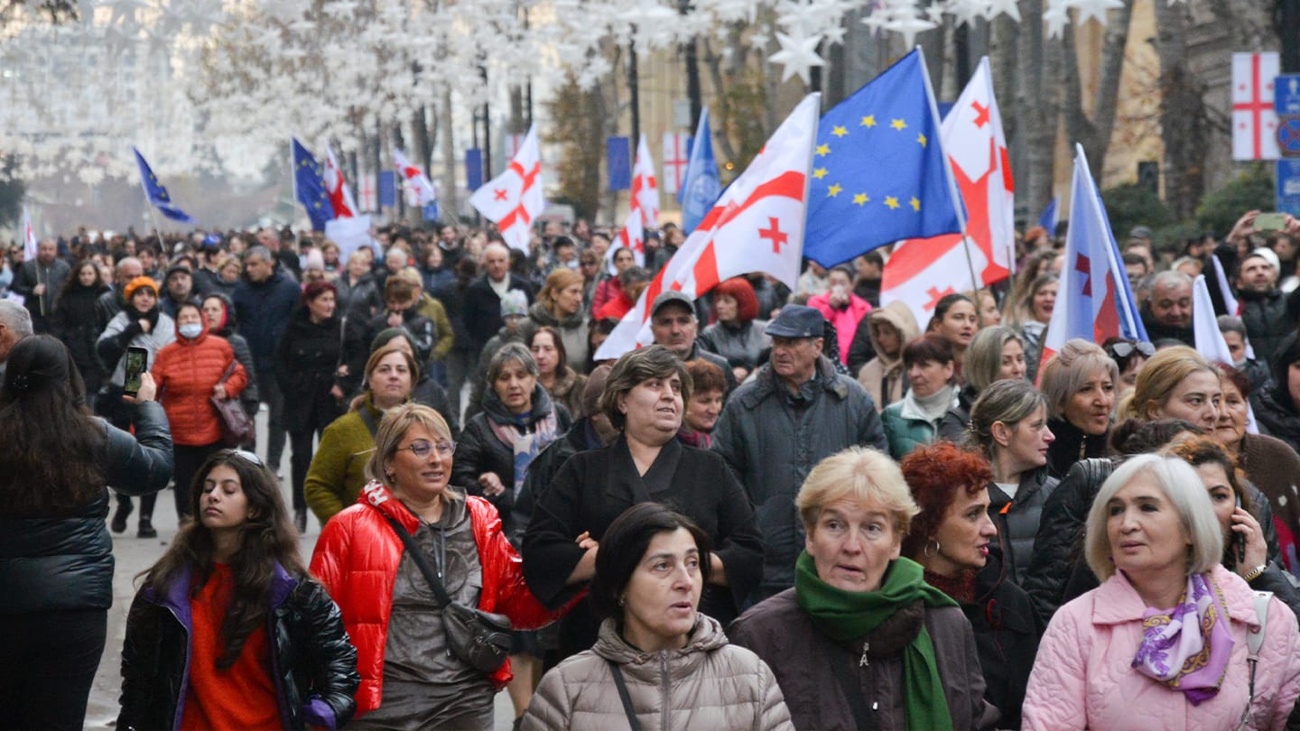 Protests in Tbilisi continue. Why is Georgia moving closer to Russia?